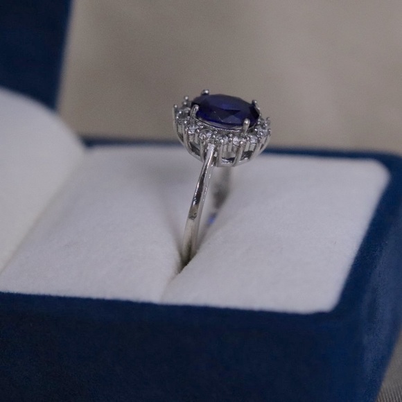 Sterling Silver Blue Cubic Zirconia Halo Style Ring - Size 6 - Picture 6 of 10